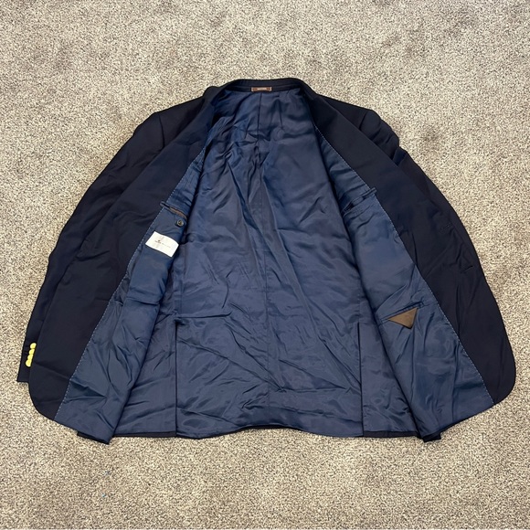 Peter Millar Blazer Jacket Navy Blue with Gold Buttons - Men’s Size 50T - Picture 3 of 6